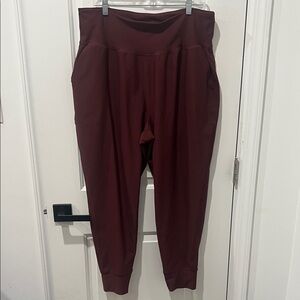 Old Navy Women's Deep Red Powersoft Joggers Size XXL